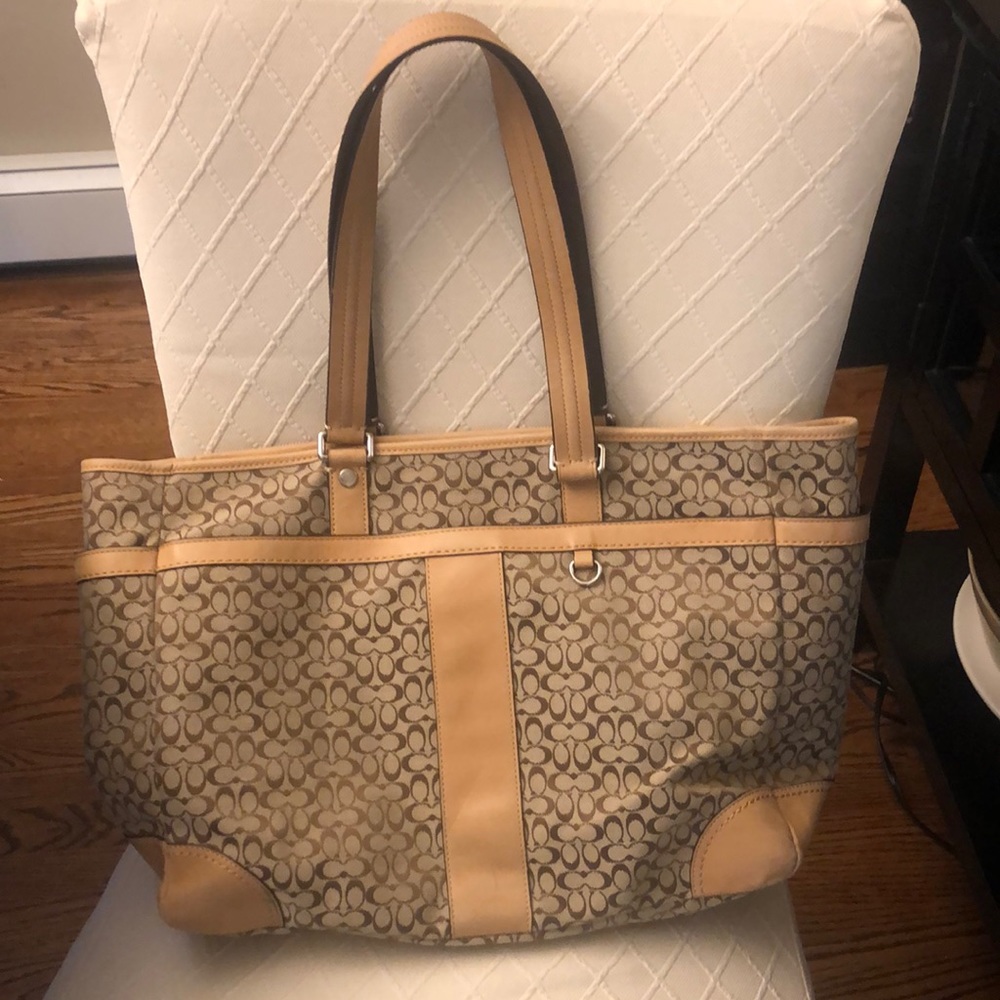 Coach signature tote
